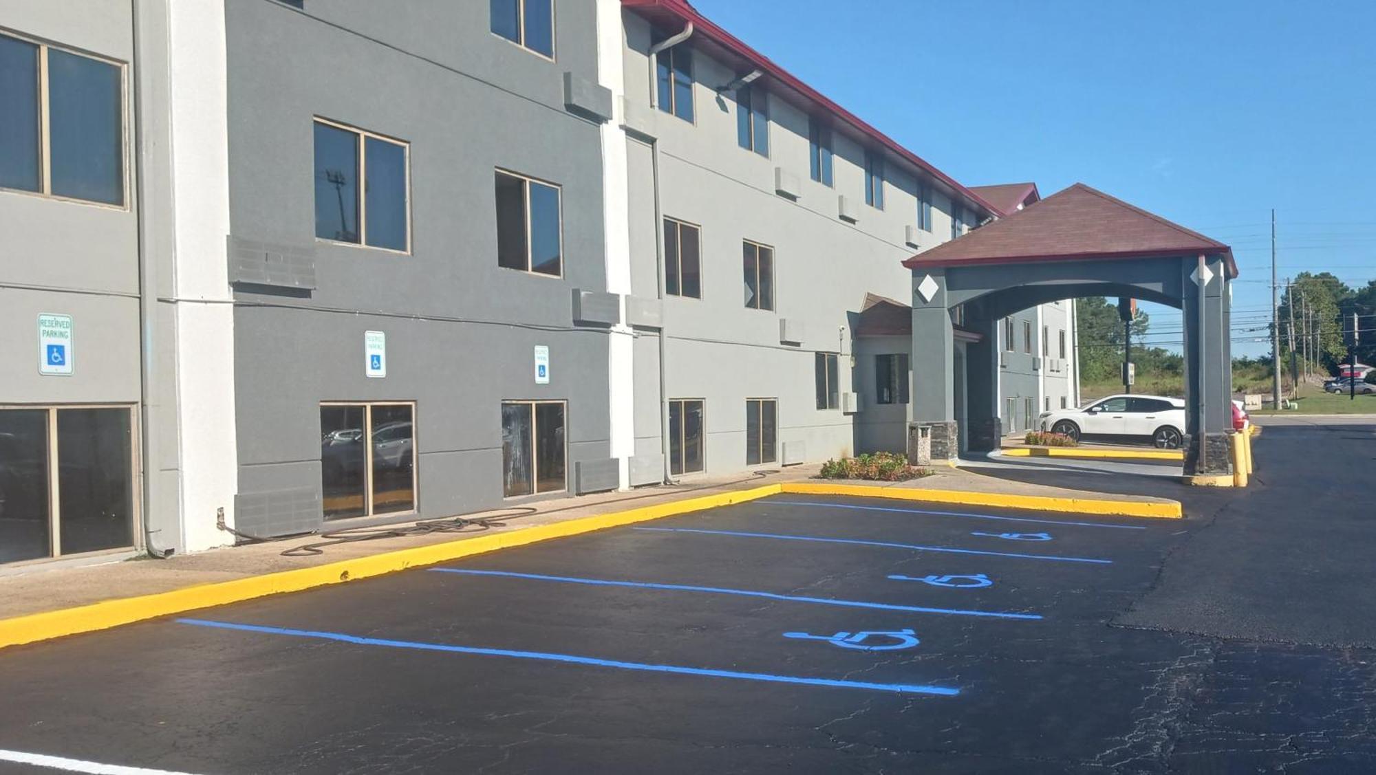 Red Roof Inn Huntsville, Al Exterior photo